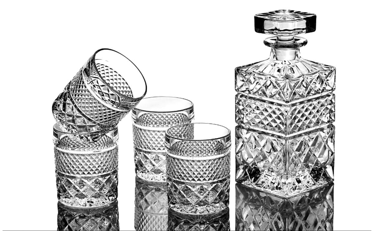 THE WHISKEY DECANTER GIFT SET