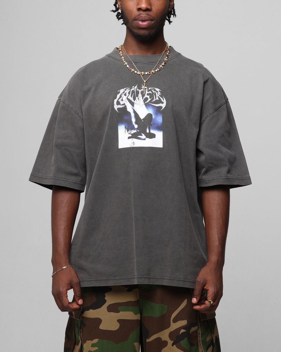 ANGEL NUMBER TEE LOITER