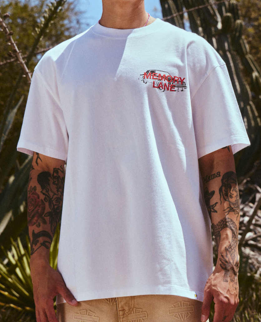 GRAND NOSTALGIC TEE MEMORY LANE