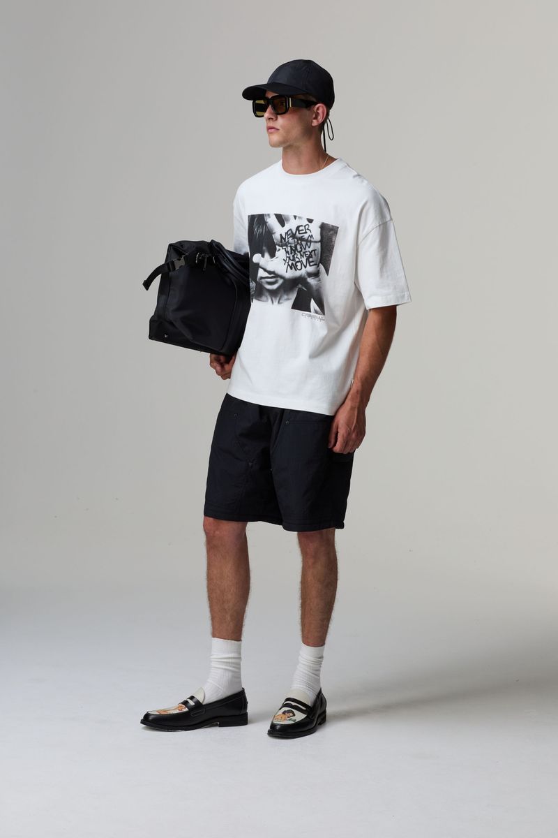 COVER UP TEE CRIMINAL DAMAGE