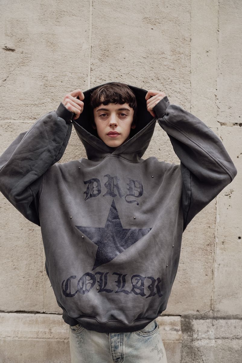 DRY COLLAR STUDDED HOODIE W.S.C