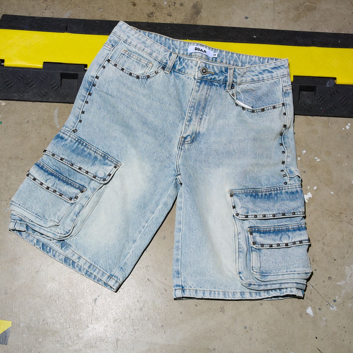 "NOBLE" CARGO DENIM SHORT DUAA