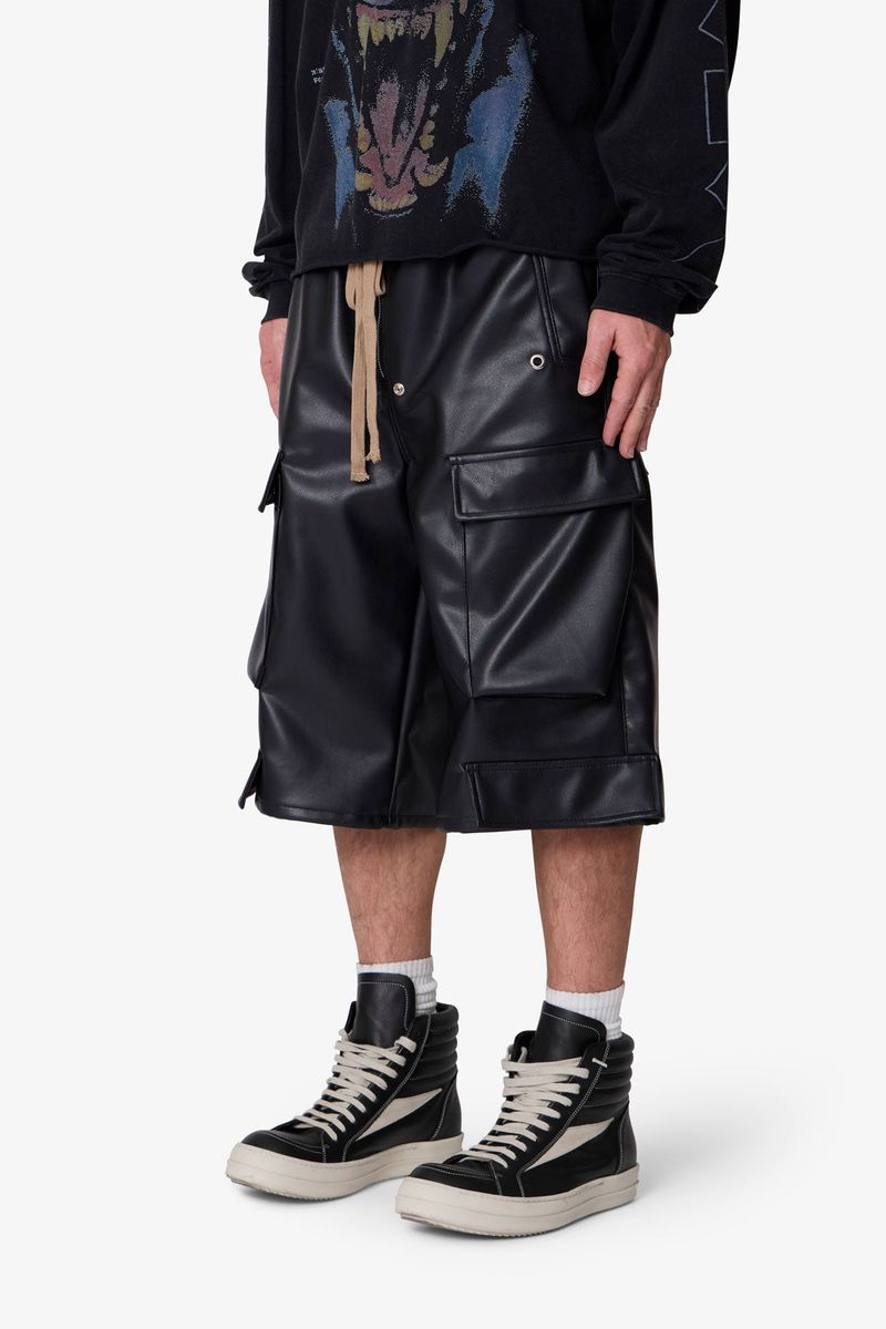 LEATHER RAVE CARGO SHORTS MNML