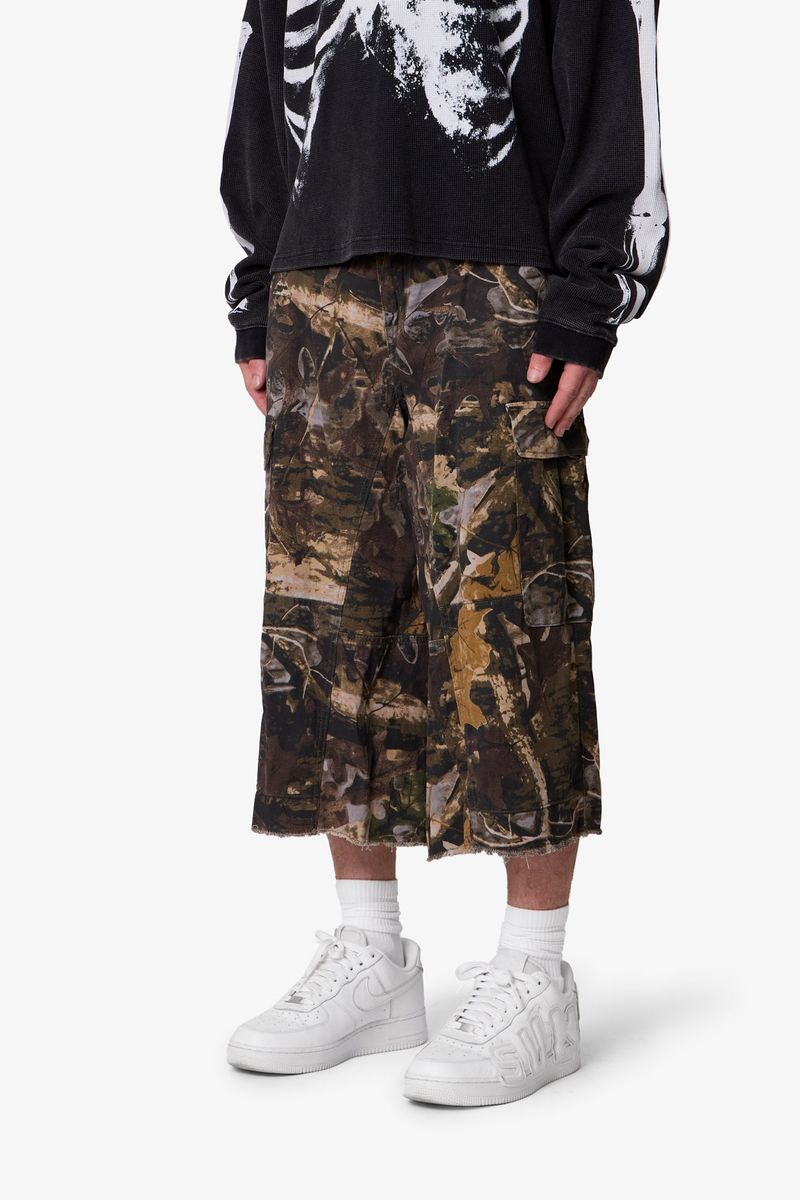 EXTRA LONG CARGO SHORTS MNML