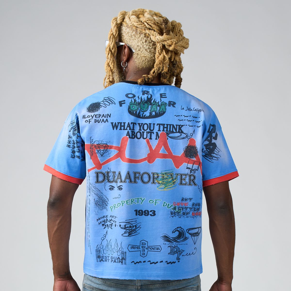 THOUGHTS TEE DUAA