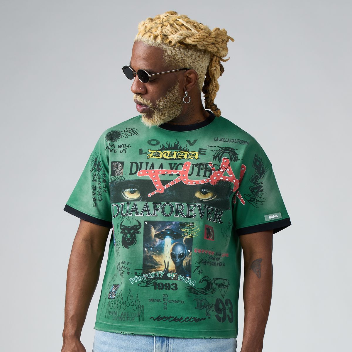 AMAZON TEE DUAA