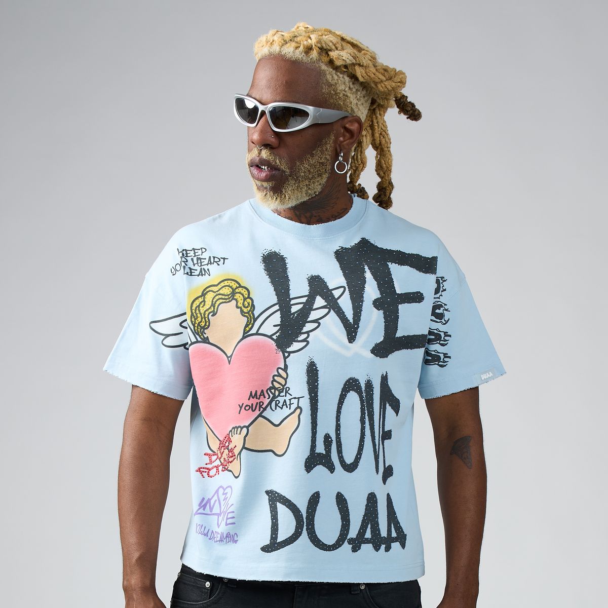 WE LOVE TEE DUAA
