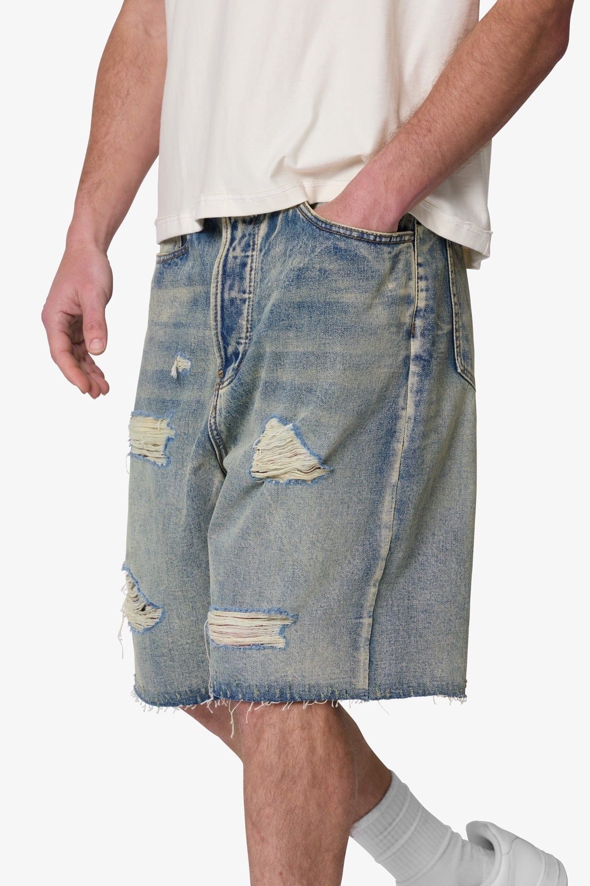 BAGGY RIPPED DENIM SHORTS MNML