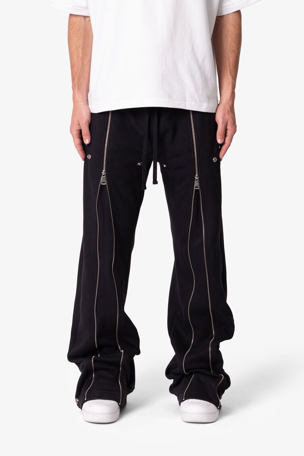 RIVET ZIPPER FLARE SWEATPANTS MNML