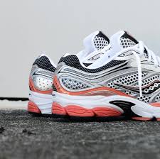 PROGRID OMNI 9 SAUCONY